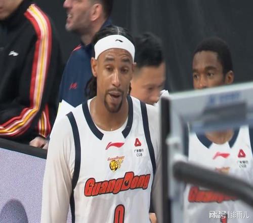 豪取六连胜,方兴渡挑战,高速主场,万博manbetx体育平台,万博体育官网,万博体育app下载,ManBetX,SPORTS