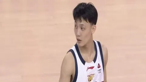 《揭秘国安高层秘闻：邵佳一或成球队新帅，欧洲名帅领衔热门人选！》